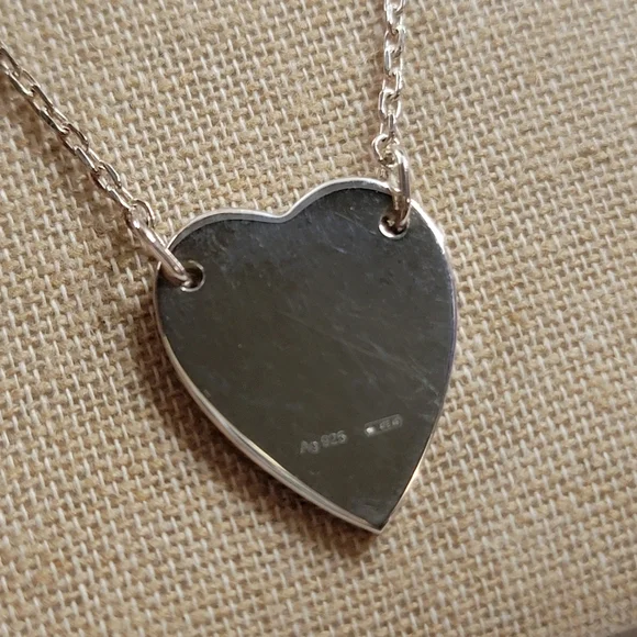GUCCI Logo Heart Plate Silver 925 Pendant Necklace - Picture 6 of 9